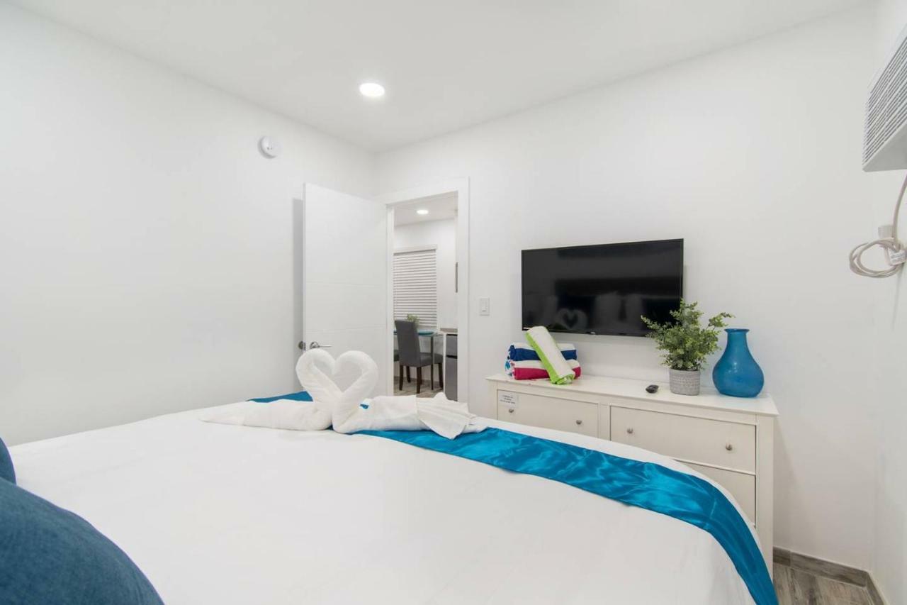 Stylish 1Br Walk To The Beach #1 Hollywood Bagian luar foto